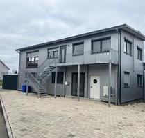 Haus mit 2 Wohnungen Neubau Physio Versicherung Büro - Hechingen