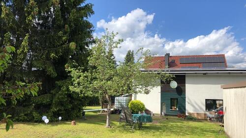 Foto - Einfamilienhaus freistehend mit Einliegerwohnung