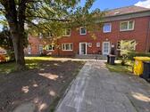 Foto - 5 ZKB, Reihenhaus, RENOVIERT, mit Terrasse u. Garten zu vermieten