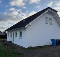 4-Raum Wohnung mit neuen Böden am Stralsunder Stadtrand - Steinhagen