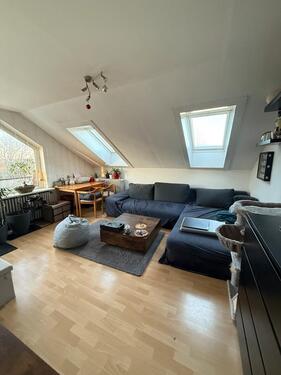 Foto - Schöne Wohnung mit großem Fläche. Günstig, Hell und ruhig.