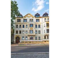 Gepflegte 3-Zimmer-Wohnung mit Balkon, EBK und Stellplatz - Zeitz