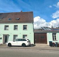 Autos, Oldtimer, Motorradsammler Haus mit riesiger Garage - Engen