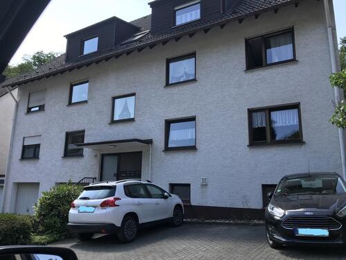 Foto - Schöne renovierte 3 Zimmer Wohnung im DG in ruhiger, schöner, grüner Lage mit Balkon und Sellplatz
