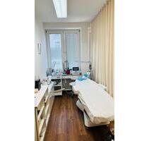 Untermiete im Beautystudio - 350,00&nbsp;EUR Kaltmiete, ca.&nbsp; 15,00&nbsp;m&sup2; in Düsseldorf (PLZ: 40477) Pempelfort