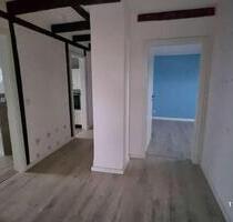 Ebendorf - Morderne Dachgeschosswohnung mit Duschbad - Barleben