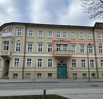 Helle Wohnung mit Balkon für SENIOREN im betreuten Wohnen - Neustrelitz