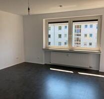 Bremen-Huchting- vollsanierte 3 Zimmer Wohnung