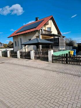 Foto - Großes Einfamilienhaus in Oppin mit Partyraum PV-Anl. Wärmepumpe