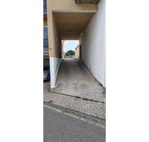 Überdachter Stellplatz im Hinterhof, Koblenz Moselweiß