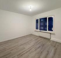 2 Zimmer – frisch renoviert – Wintergarten – opt. Stellplatz – TOP Lage! - Witten