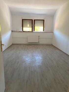 Foto - 5 Zimmer Dachgeschoßwohnung zur Miete in Sulzbach (Saar)