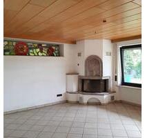 Zentrumsnahe 3-Zimmer-Souterrainwohnung mit ca. 116 qm und Garten - Bamberg Am Bruderwald