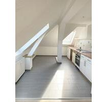 Schöne, helle 2-Zimmer-Wohnung mit Einbauküche zu vermieten! - Braunschweig Westliches Ringgebiet