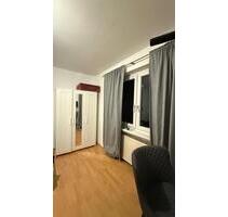 WG Zimmer an der Weinsteige - 550,00&nbsp;EUR Kaltmiete, ca.&nbsp; 18,00&nbsp;m&sup2; in Stuttgart (PLZ: 70180) Lehen