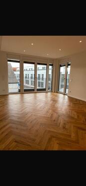 Foto - TRAUMHAFTE 2-ZIMMER WHG MIT GROẞEM BALKON UND 2-TG STELLPLÄTZEN