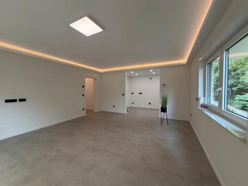 Foto - Vollständig kernsanierte 2-Zimmer-ETW mit Terrasse und Stellplatz