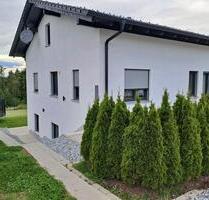 Doppelhaushälfte in Garham - 1.300,00&nbsp;EUR Kaltmiete, ca.&nbsp; 140,00&nbsp;m&sup2; in Hofkirchen (PLZ: 94544)