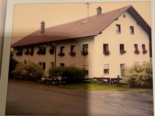 Foto - Altes Bauernhaus mit vielen Möglichkeiten