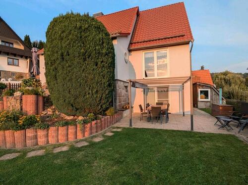 Foto - 15 Zimmer Einfamilienhaus zum Kaufen in Helsa