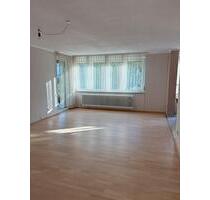 Gepflegte 4,5-Zimmer Erdgeschosswohnung in Gärtringen - Holzgerlingen