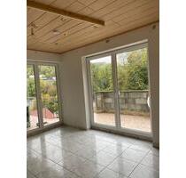 3,5 Zimmer Wohnung - 1.080,00&nbsp;EUR Kaltmiete, ca.&nbsp; 100,00&nbsp;m&sup2; in Künzelsau (PLZ: 74653)