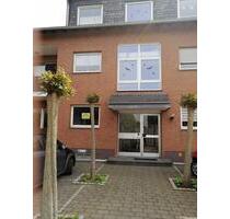 BM-Oberaußem - Helle Moderne 2-Zimmer DG Wohnung in ruhiger Lage - Bergheim Auenheim