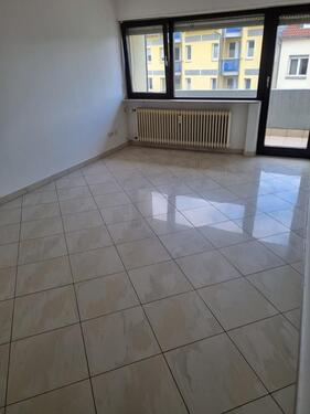 Foto - 2 Zim. mit Balkon Ludwigshafen - 680,00&nbsp;EUR Kaltmiete, ca.&nbsp; 52,00&nbsp;m&sup2;