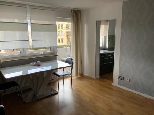 Foto - Möblierte, Moderne 1,5 Zimmer Wohnung mit Tiefgarage