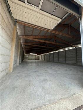 Foto - Lagerplätze, Hallen Stellflächen direkt an der A 20 bei Lübeck