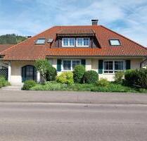 Repräsentatives Wohnhaus mit idyllischem Garten - Zell am Harmersbach