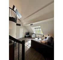 Exklusive möblierte 2 - Zimmer Wohnung über zwei Ebenen - von Privat! - Hamburg Altona