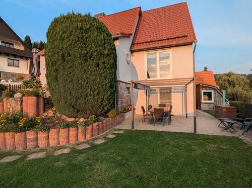 Foto - 9 Zimmer Einfamilienhaus zum Kaufen in Helsa