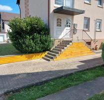 Schnackenwerth, Wohnung mit Garage, großem Garten - Werneck