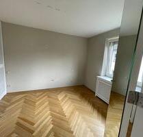 Stilvolle 4-Zimmer-Wohnung in zentraler, ruhiger Lage - Gütersloh Kattenstroth
