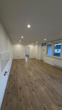 Foto - Helle & vollständig sanierte 2-Zimmer Wohnung ab Februar