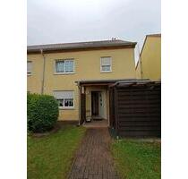 Familienfreundliches Reihenhaus - Werdau