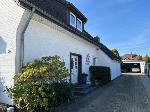Foto - 6 Zimmer Einfamilienhaus zum Kaufen in Delmenhorst