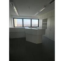 Modernes, zentral gelegendes Büro im ehemaligen Universa-Gebäude! - Hamm