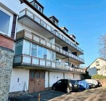 Parkplatz in geschütztem Hinterhof Bolongarostraße - Frankfurt am Main Unterliederbach
