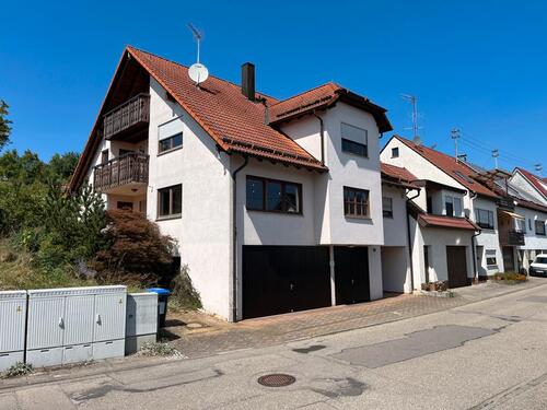 Foto - Schönes Zweifamilienhaus mit Einliegerzimmer Keller Dreif Garage