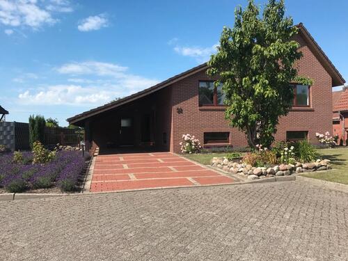 Foto - Einfamilienhaus in Westoverledingen