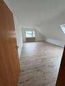 Foto - Helle 3-Zimmer-Dachgeschosswohnung in Flörsheim