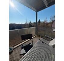 Balkon mit 2 Zimmer Küche Bad - 460,00&nbsp;EUR Kaltmiete, ca.&nbsp; 48,00&nbsp;m&sup2; in Neustadt (Hessen) (PLZ: 35279)