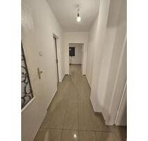 Wohnung zum vermieten - 1.400,00&nbsp;EUR Kaltmiete, ca.&nbsp; 89,00&nbsp;m&sup2; in Groß-Gerau (PLZ: 64521)