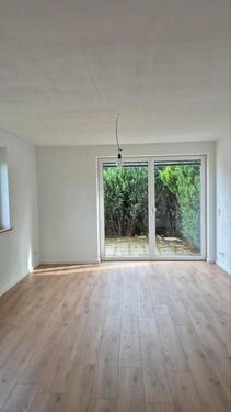 Foto - Erstbezug nach Sanierung 3.5 Zimmer EG-Wohnung mit Garten