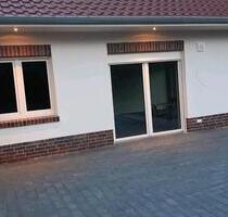 Freistehender Bungalow - 1.250,00 EUR Kaltmiete, in Lindern (Oldenburg) (PLZ: 49699)