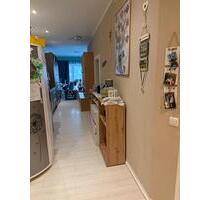 Moderne 3-Zimmer-Wohnung (78 m²) in Großkarolinenfeld