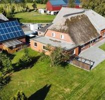 Sanierter Resthof mit Werkstatt & PV – provisionsfrei - Seeth