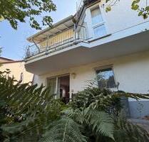 Attraktive 2-Zimmer-Wohnung mit Terrasse und Stellplatz - Bad Neuenahr-Ahrweiler